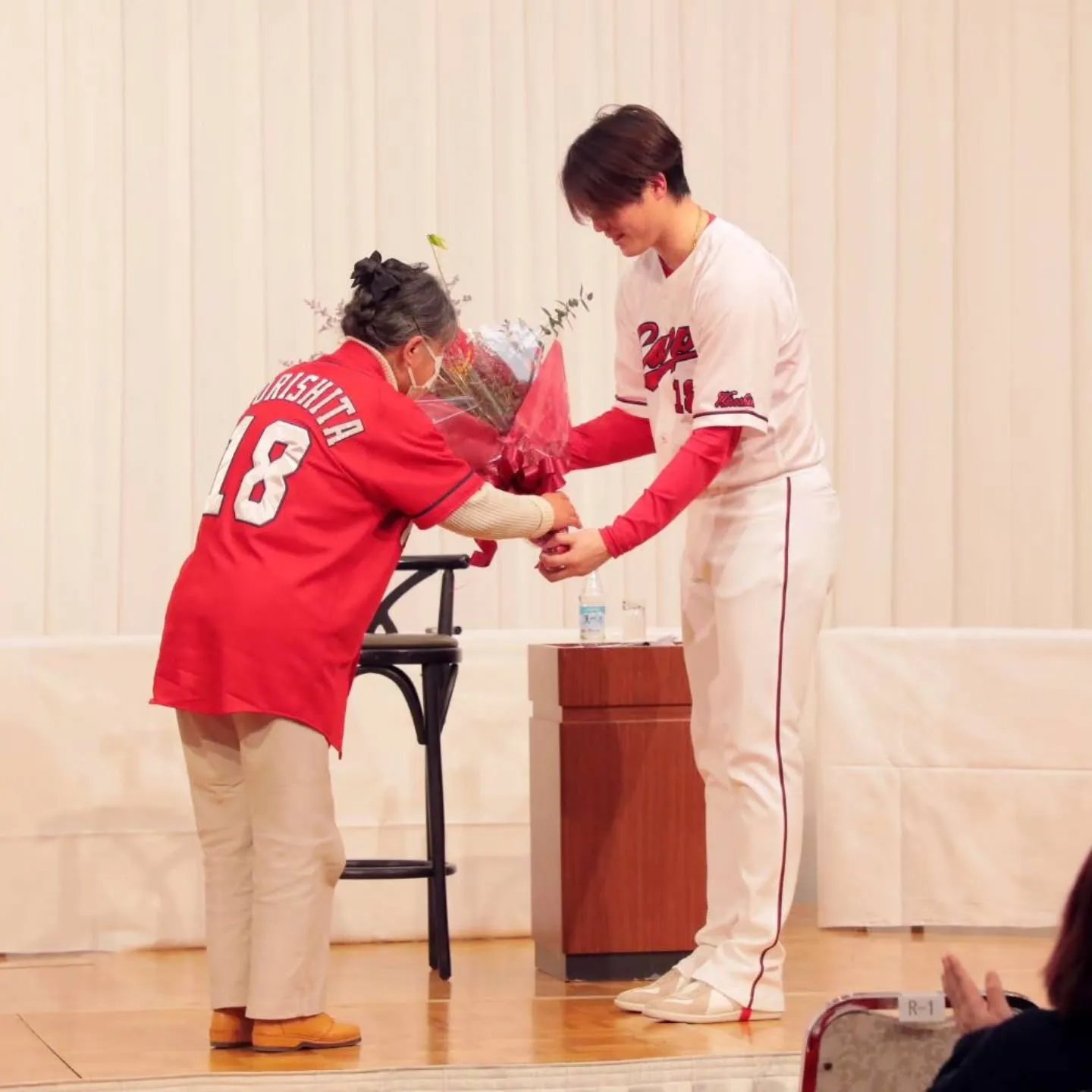 叔母と母が弟の雅に勤める同級生から声をかけて頂き、1月27日...